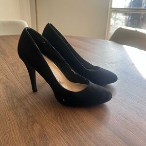 Jessica Simpson Classic Black Heels